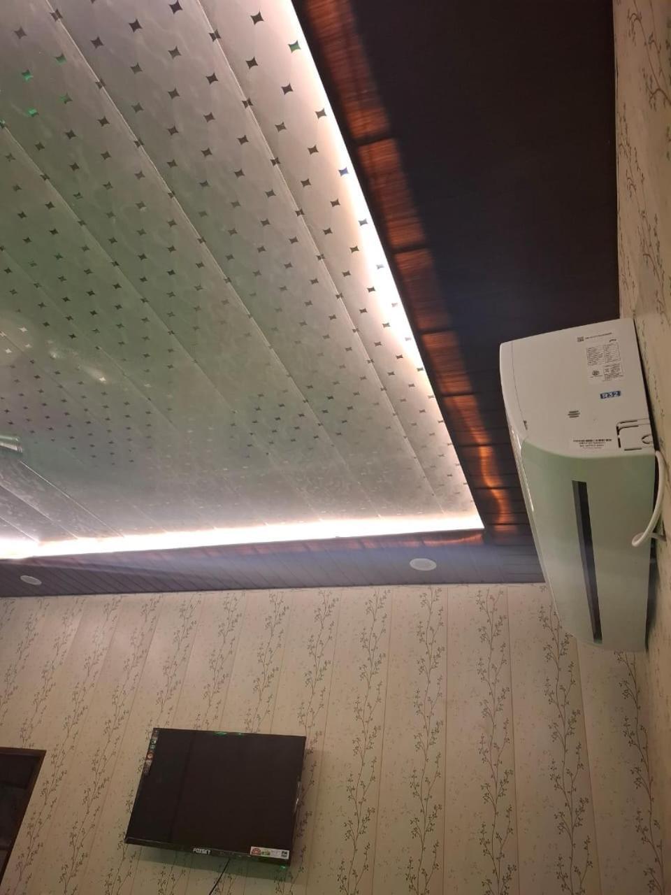 Hotel Sgh Subhadra Guest House Ayodhya Extérieur photo
